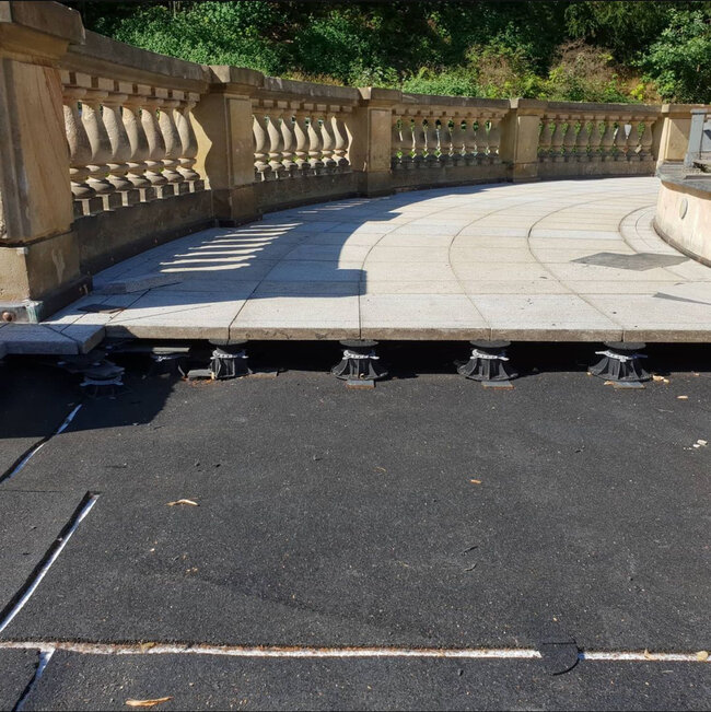 Rénovation d'une terrasse dans un bâtiment historique à Karlovy Vary 2