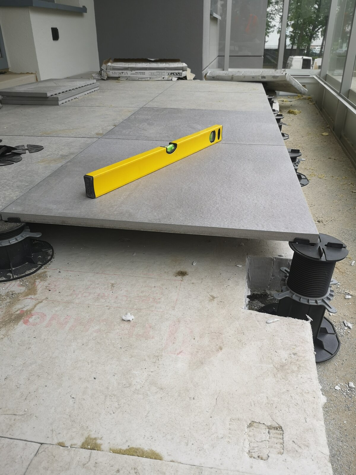 Terrasse Surélevée dans un complexe d'appartements 2