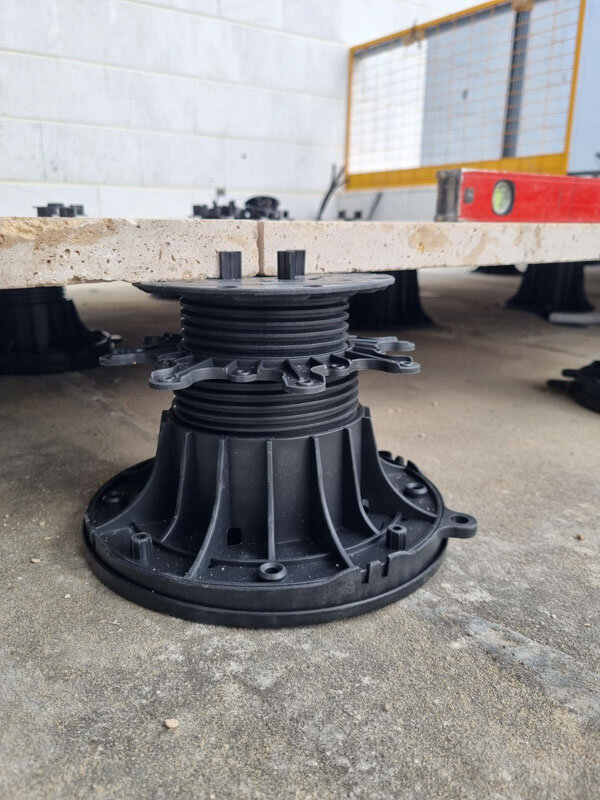 Plot réglable de terrasse avec régulateur d'inclinaison pour dalles Max SC